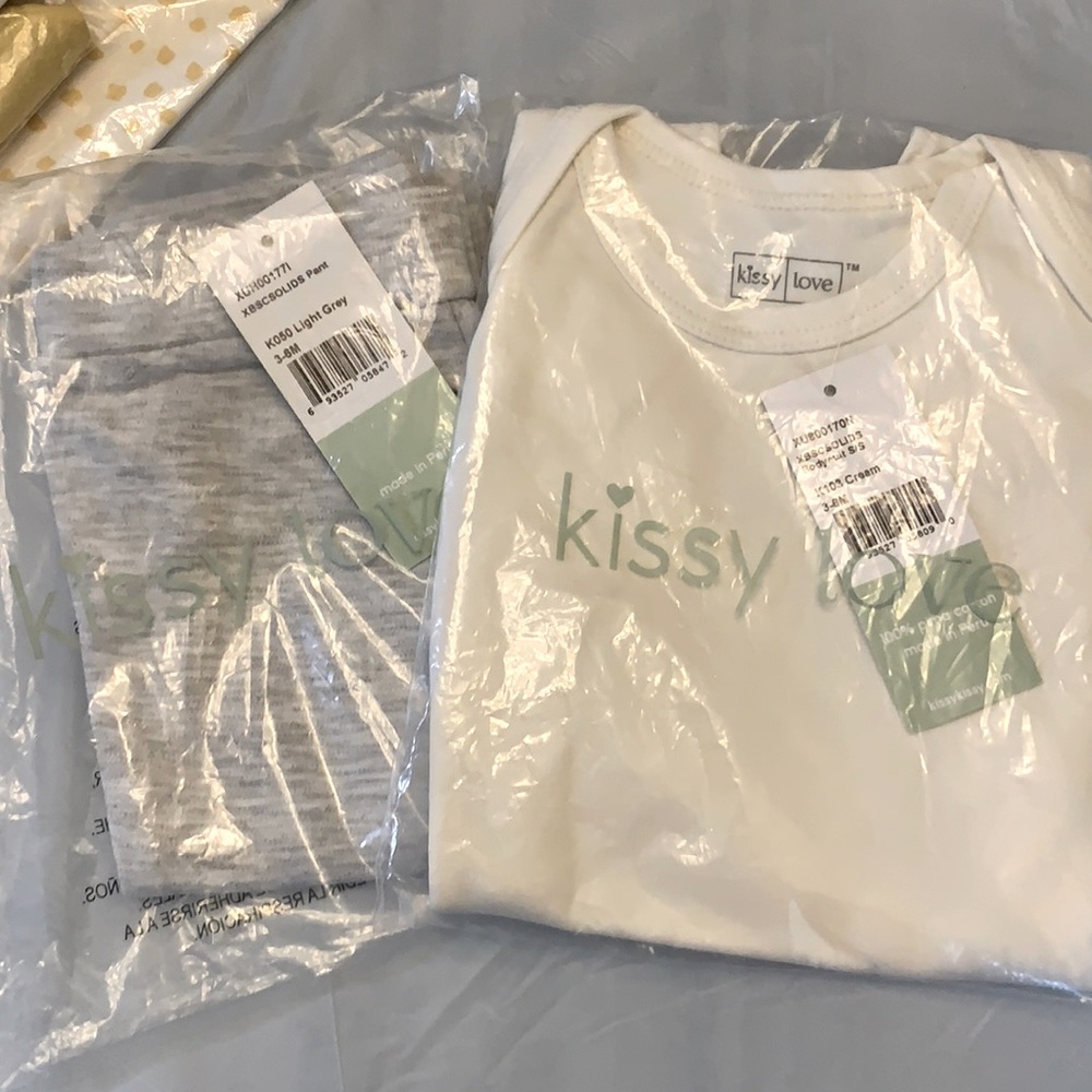 💋♥️• 🌎♥️🌎 KISSY love x Chill Vibes Set •♥️💋♥️